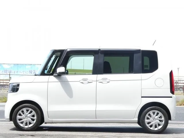 Ｎ　ＢＯＸ（ホンダ）の車両写真