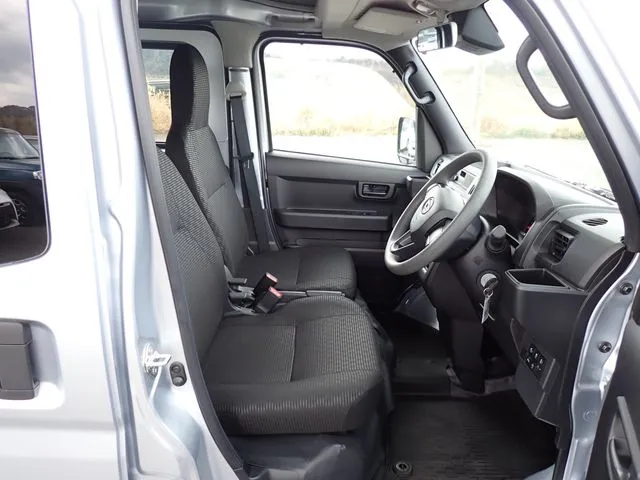 ハイゼットカーゴ(ダイハツ)の車両写真