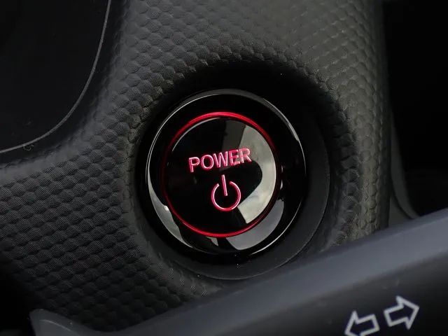 フィット e:HEV(ホンダ)の車両写真