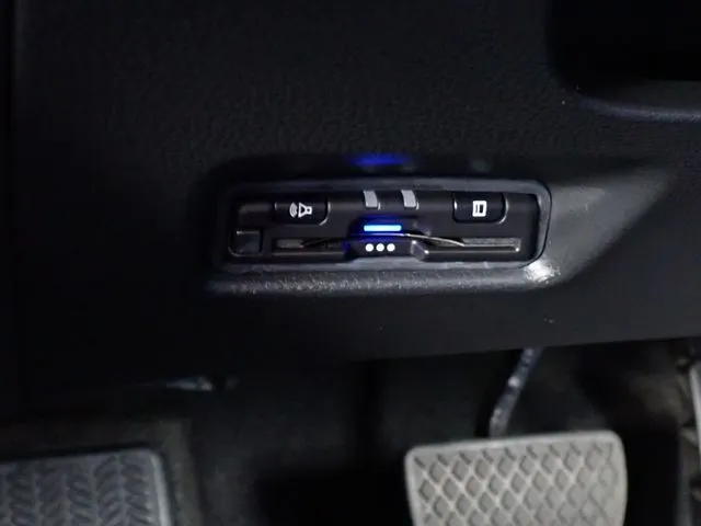 フィット e:HEV(ホンダ)の車両写真