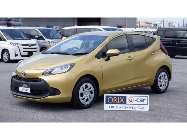 アクア（トヨタ）の車両写真