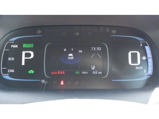 アクア（トヨタ）の車両写真