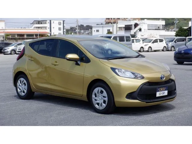 アクア（トヨタ）の車両写真