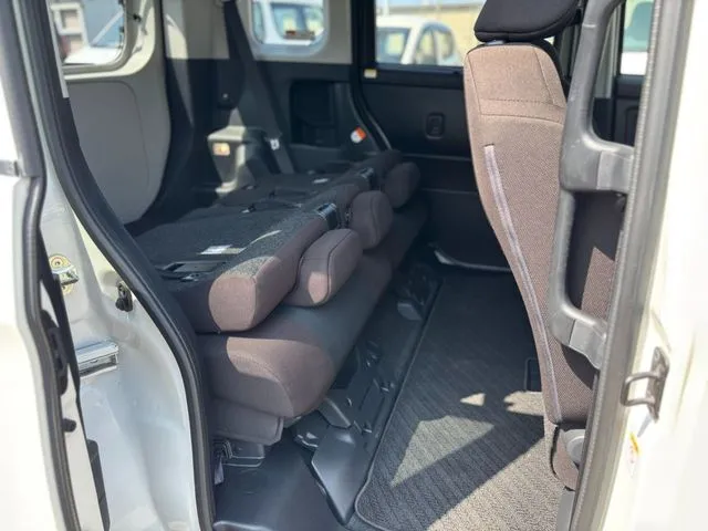 ルーミー(トヨタ)の車両写真