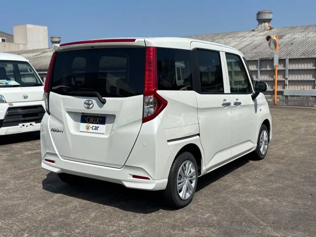 ルーミー(トヨタ)の車両写真