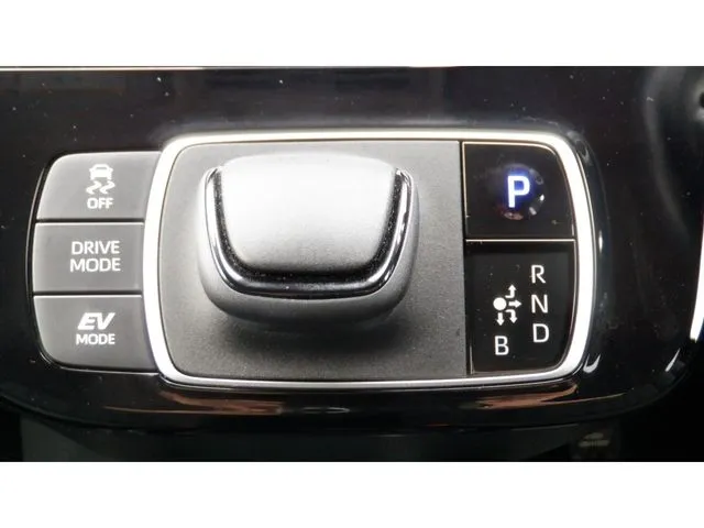 アクア（トヨタ）の車両写真