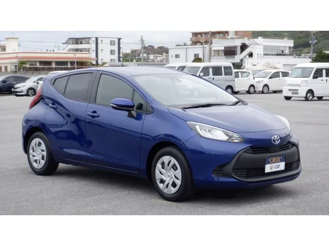 アクア（トヨタ）の車両写真