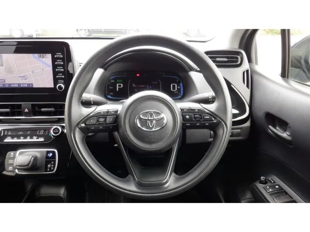 アクア（トヨタ）の車両写真