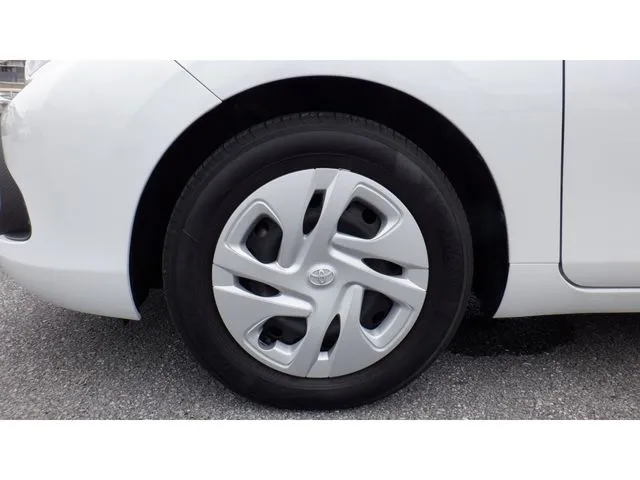 アクア（トヨタ）の車両写真