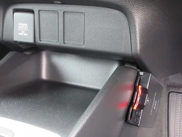 フィット e:HEV 4WD(ホンダ)の車両写真