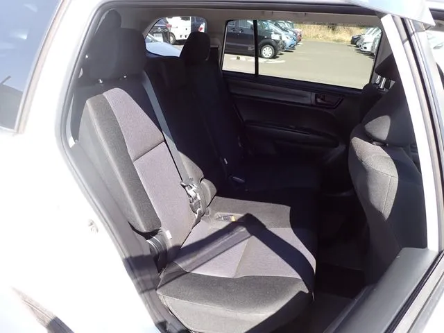 カローラフィールダー　ハイブリッド（トヨタ）の車両写真