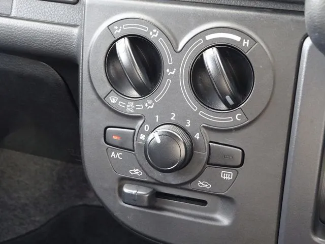 アルト（スズキ）の車両写真