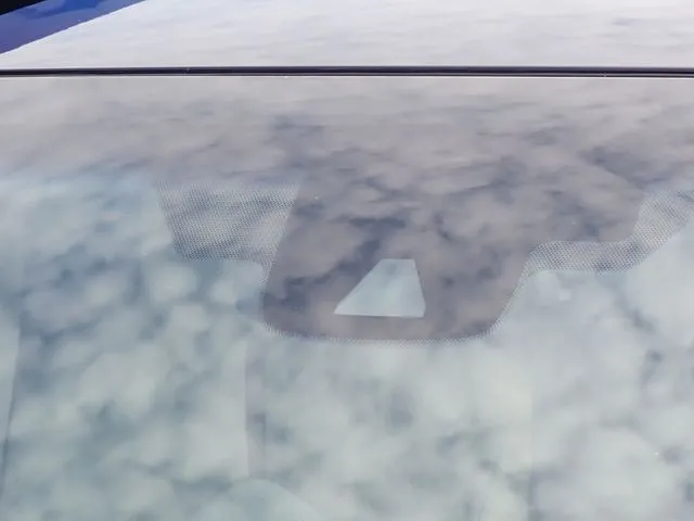 カムリ ハイブリッド(トヨタ)の車両写真