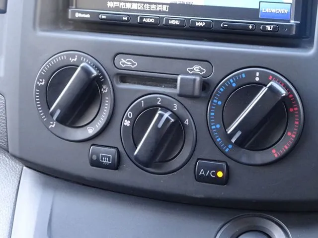 ＮＶ２００バネットバン（ニッサン）の車両写真