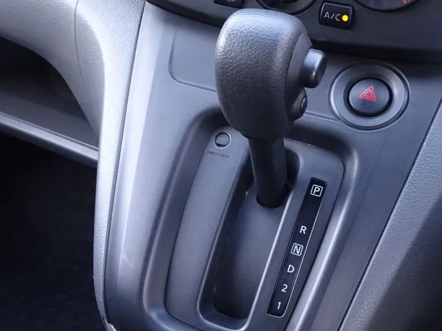 ＮＶ２００バネットバン（ニッサン）の車両写真
