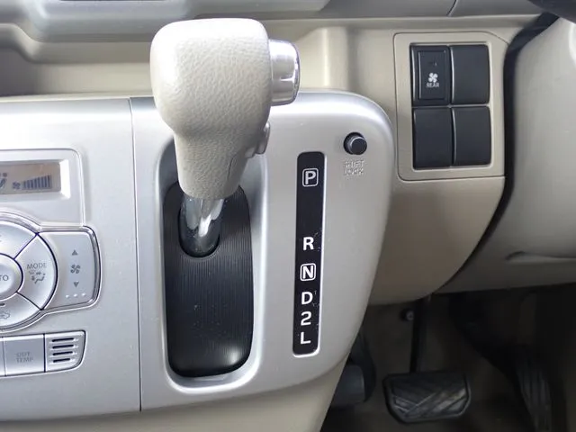 エブリイワゴン（スズキ）の車両写真