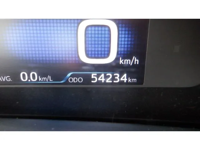 プリウス（トヨタ）の車両写真