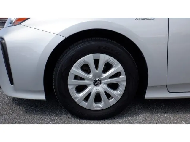 プリウス（トヨタ）の車両写真