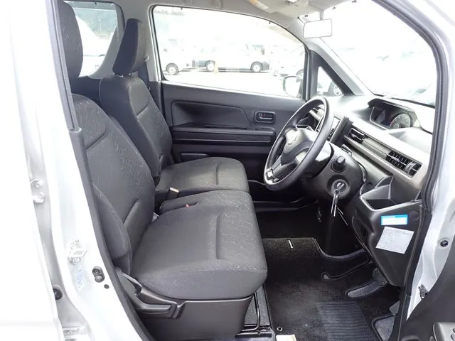 ワゴンＲ（スズキ）の車両写真