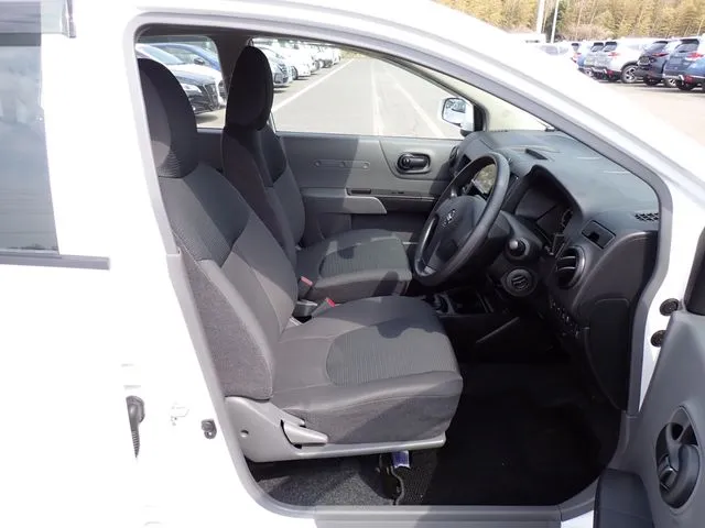 ＮＶ１５０　ＡＤ　２ＷＤ（ニッサン）の車両写真