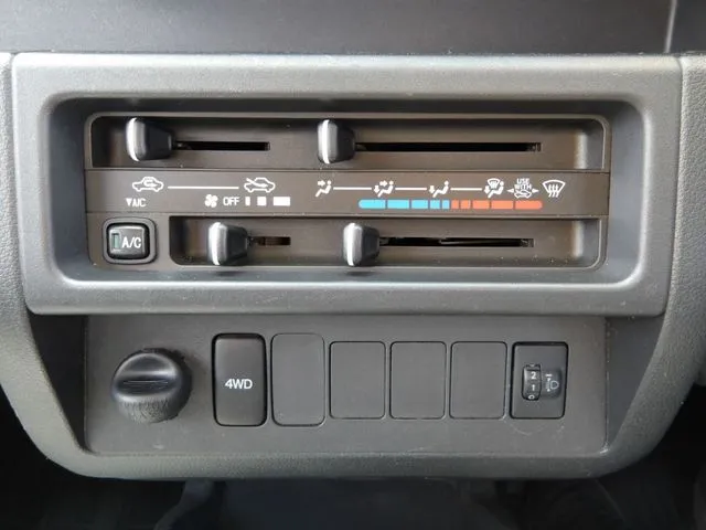 ハイゼットトラック　４ＷＤ（ダイハツ）の車両写真