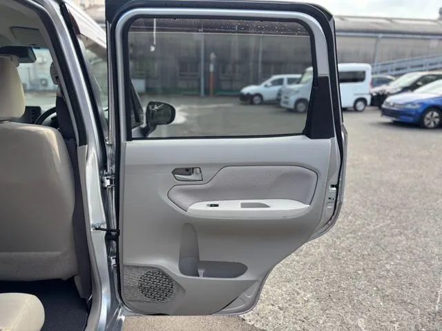 ムーヴ（ダイハツ）の車両写真