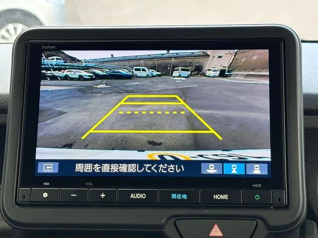 Ｎ　ＢＯＸ　カスタム（ホンダ）の車両写真