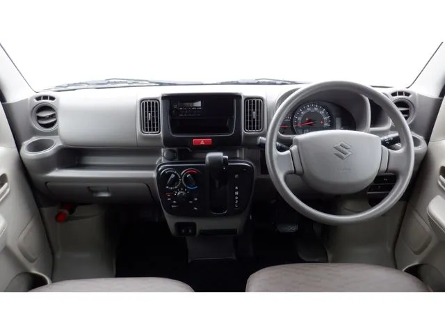 エブリイバン（スズキ）の車両写真
