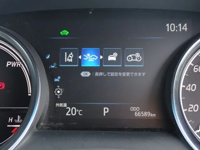 カムリ　ハイブリッド（トヨタ）の車両写真