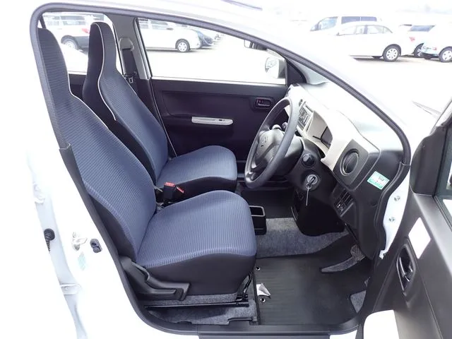 アルト（スズキ）の車両写真