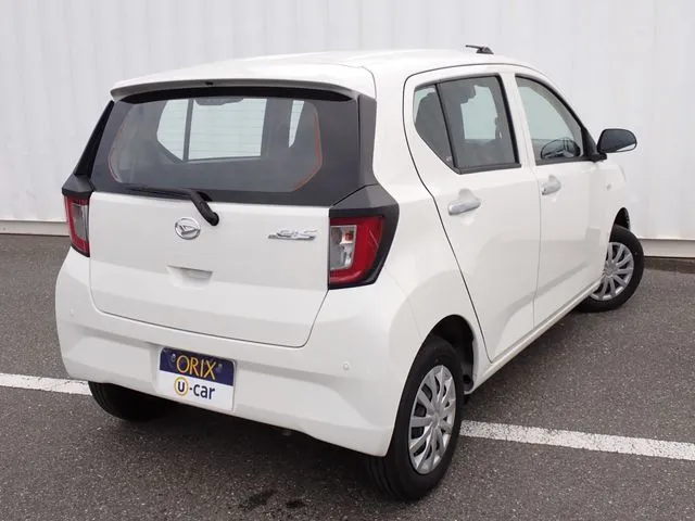 ミラ　イース　４ＷＤ（ダイハツ）の車両写真