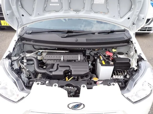 ミラ　イース　４ＷＤ（ダイハツ）の車両写真