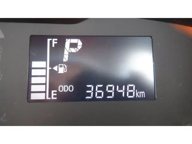 ミラ　イース（ダイハツ）の車両写真