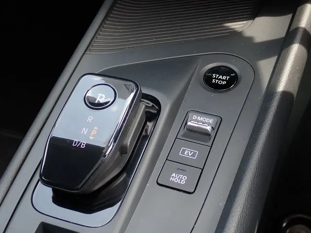 ノート（ニッサン）の車両写真