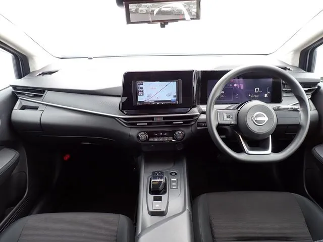 ノート（ニッサン）の車両写真