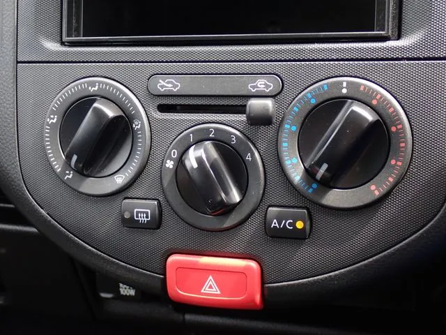 ＮＶ１５０　ＡＤ　２ＷＤ（ニッサン）の車両写真