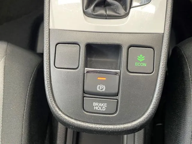 ホンダ　フィット　ｅ：ＨＥＶ