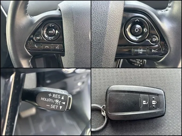 プリウス（トヨタ）の車両写真