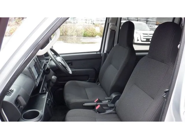 ダイハツ　ハイゼットカーゴ