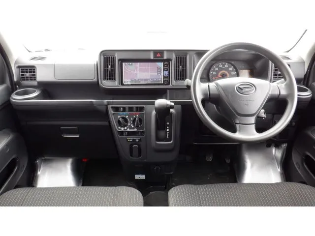 ダイハツ　ハイゼットカーゴ