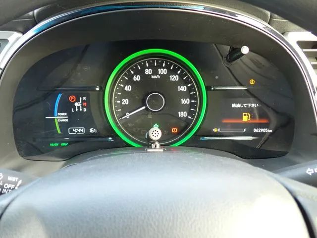 ホンダ　シャトル　ハイブリッド