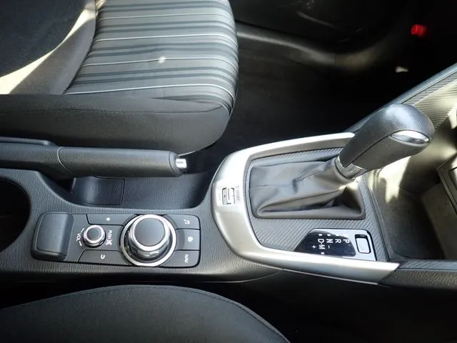 マツダ　ＭＡＺＤＡ２