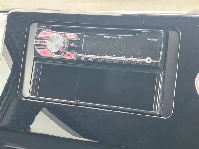 トヨタ　ノア　４ＷＤ