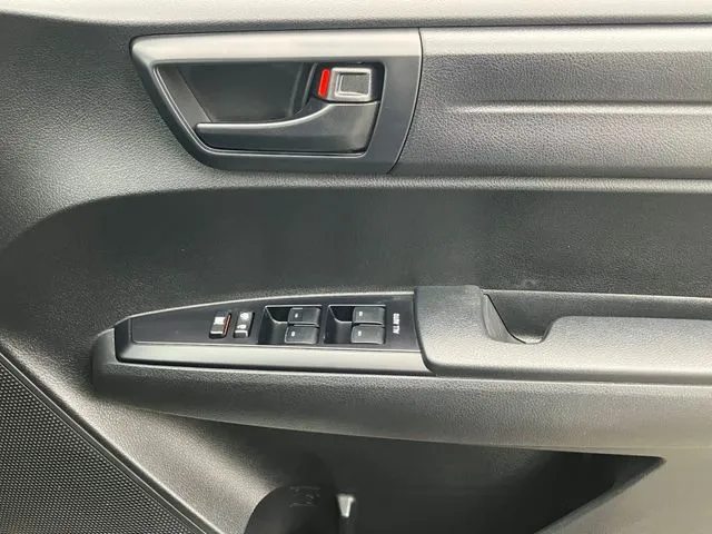 トヨタ　カローラフィールダー　ハイブリッド