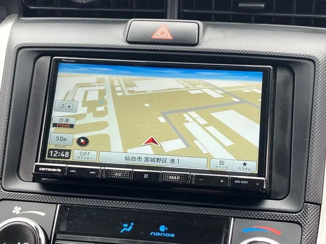 トヨタ　カローラフィールダー　ハイブリッド