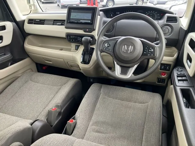 ホンダ　Ｎ　ＢＯＸ