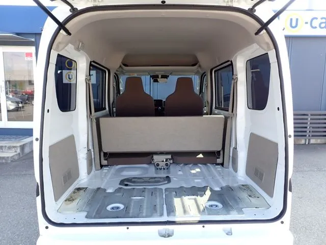 エブリイバン　４ＷＤ（スズキ）の車両写真