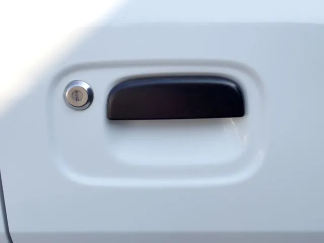 エブリイバン　４ＷＤ（スズキ）の車両写真