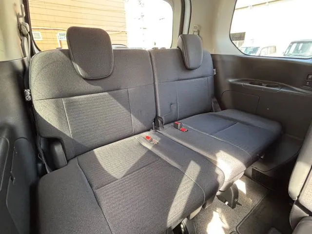 ニッサン　セレナ