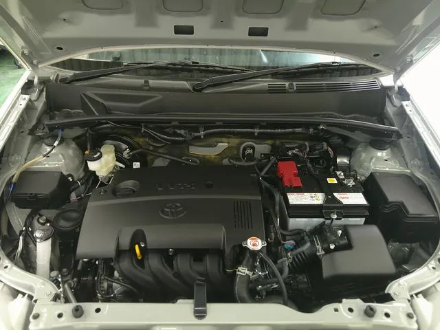 トヨタ　プロボックスバン　４ＷＤ